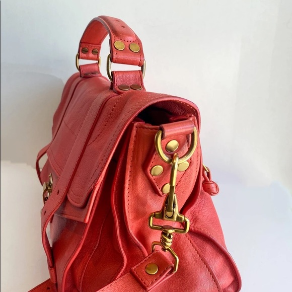 PS1 Medium in Coral - Picture 9 of 10